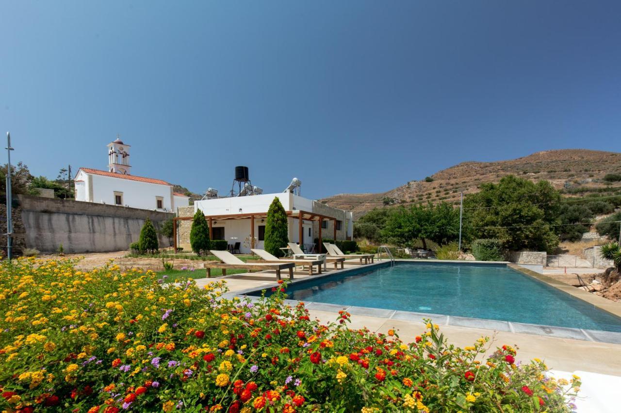 Agarathos Traditional Rooms With Pool Kalivianí Exterior foto