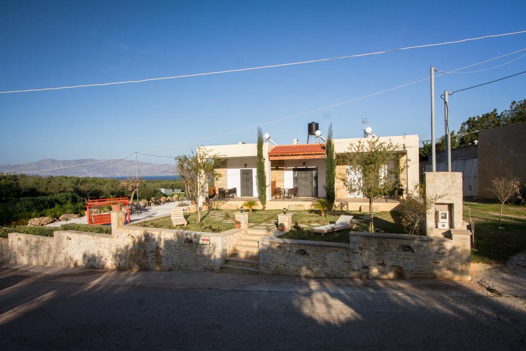 Agarathos Traditional Rooms With Pool Kalivianí Exterior foto